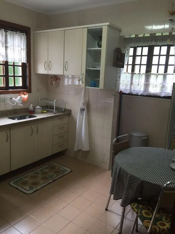 Apartamento em Condomínio Campos do Jordão